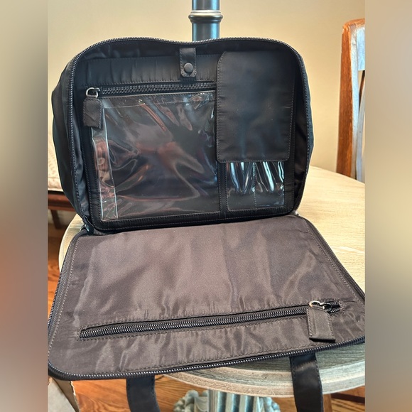 Authentic RARE PRADA Tessuto Nylon Cosmetic Toiletry Bag - Picture 5 of 16